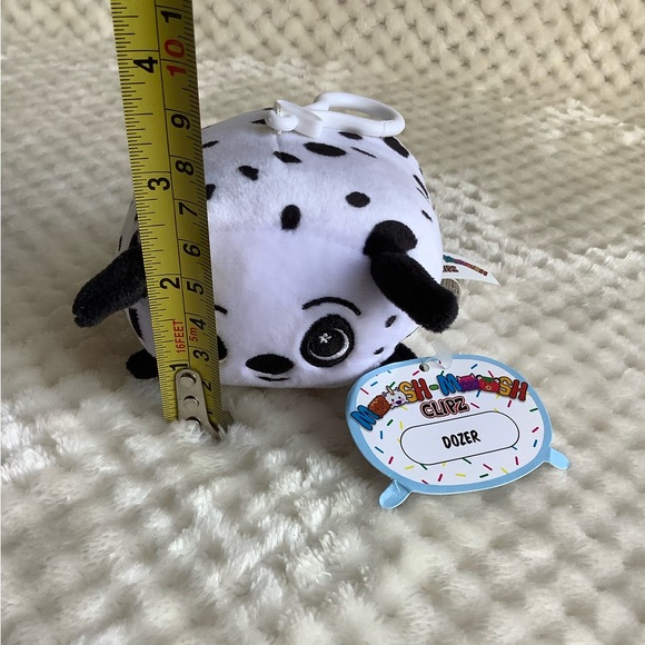 Moosh Moosh Clipz Dozer Dalmatian Plush Keychain Stuffed Animal - Picture 2 of 15